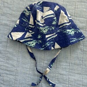 Nantucket Kids blue sailboat bucket hat 2T- 4T summer beach hat
